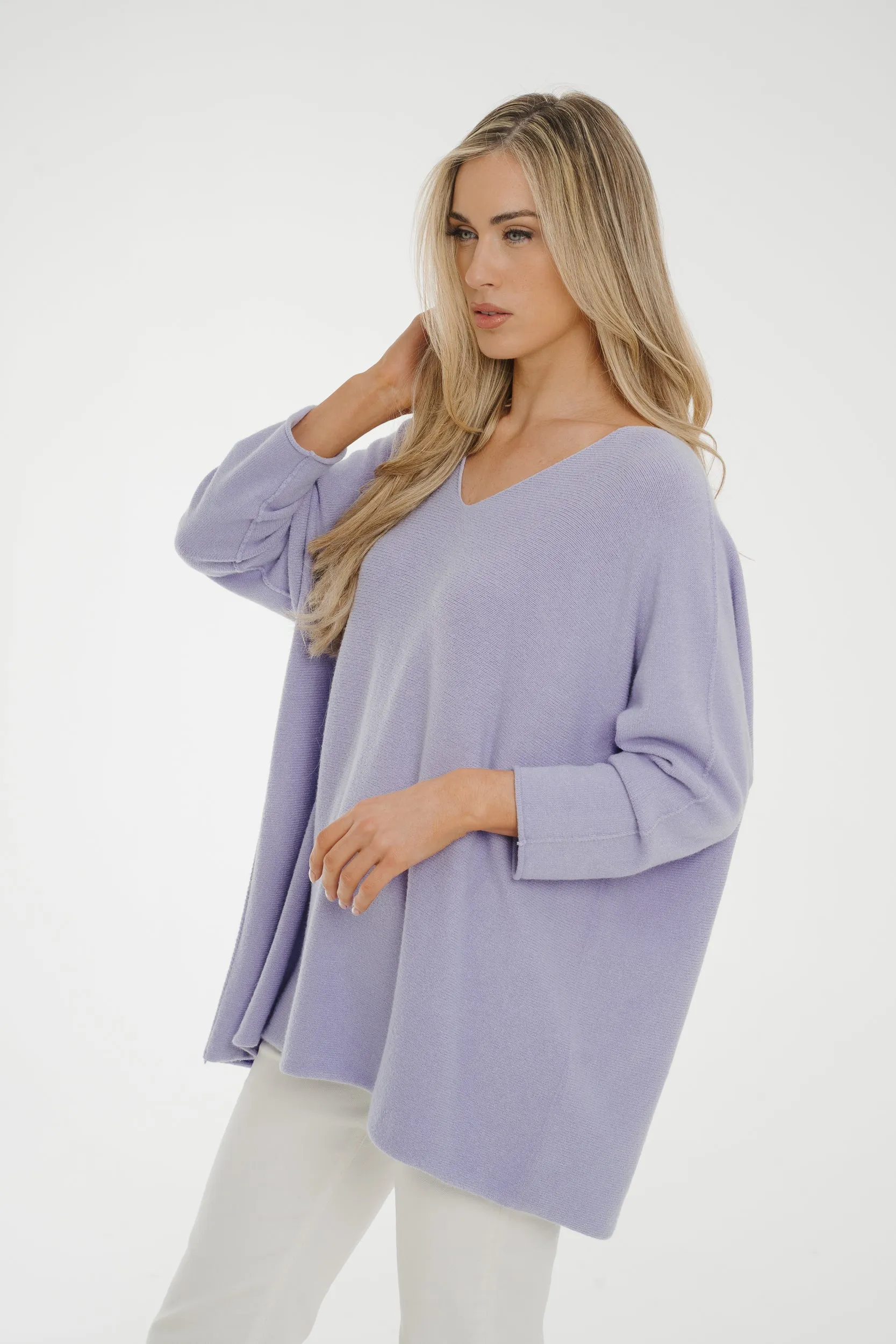 Amber V-Neck Jumper In Lilac