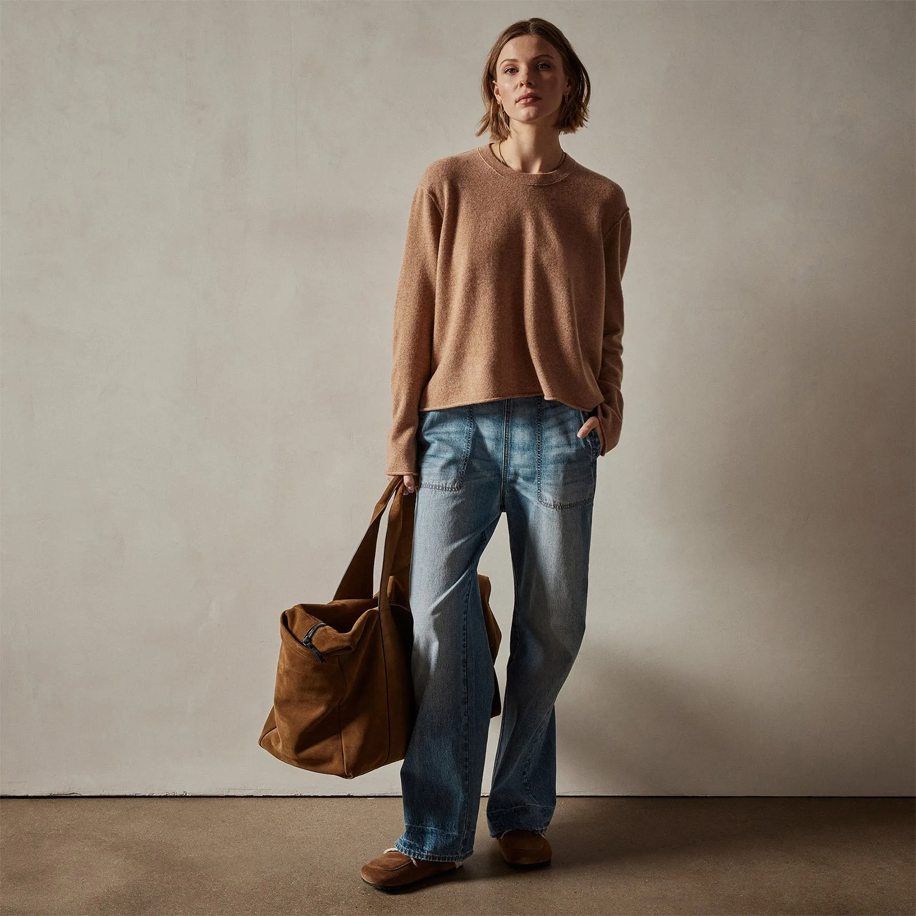 Cashmere Boxy Crew - Caramel