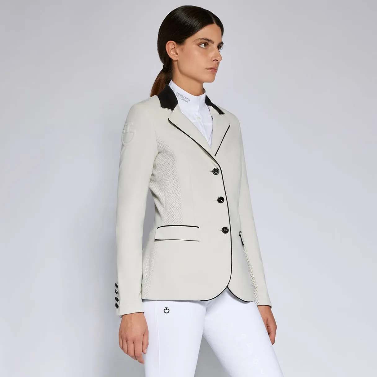 CT Women's Perforated Show Jacket