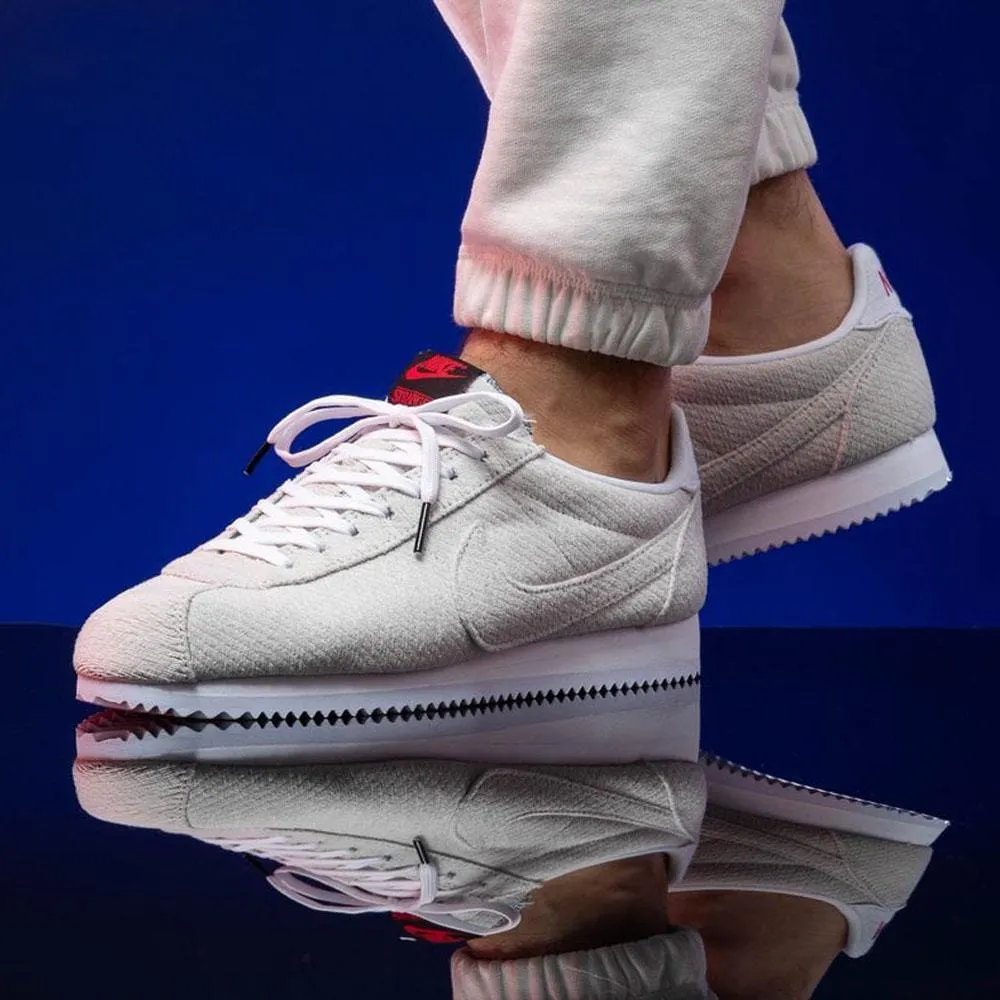 Stranger Things x Nike Cortez QS 'Upside Down'